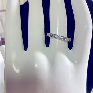 women's wedding band sliver  CZ Italy 925 size 6.5 with sparkle